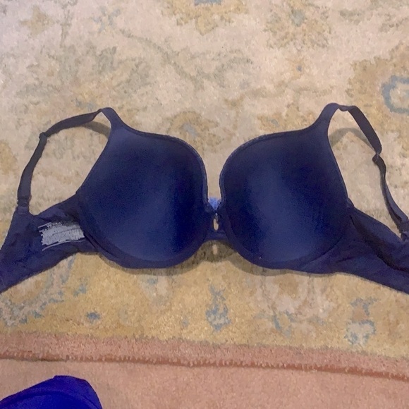 ⭐️Victoria’s Secret,34DDD (F), Rich Blue, Body by Victoria’s Secret, EUC, Wow! - Picture 6 of 7